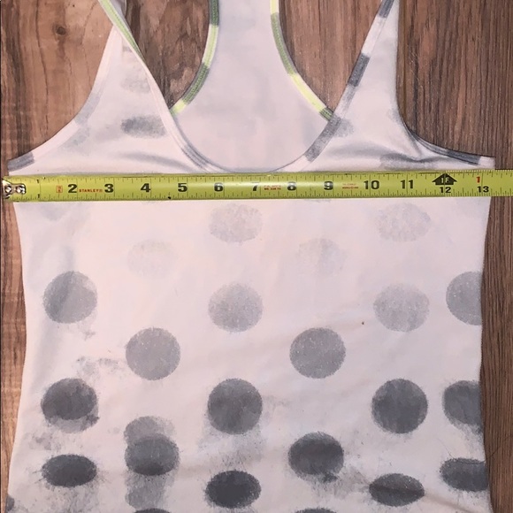 Lulu lemon workout tank - Picture 2 of 5